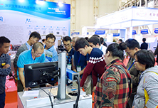 解析展会现场的那些新群体：“老展虫”